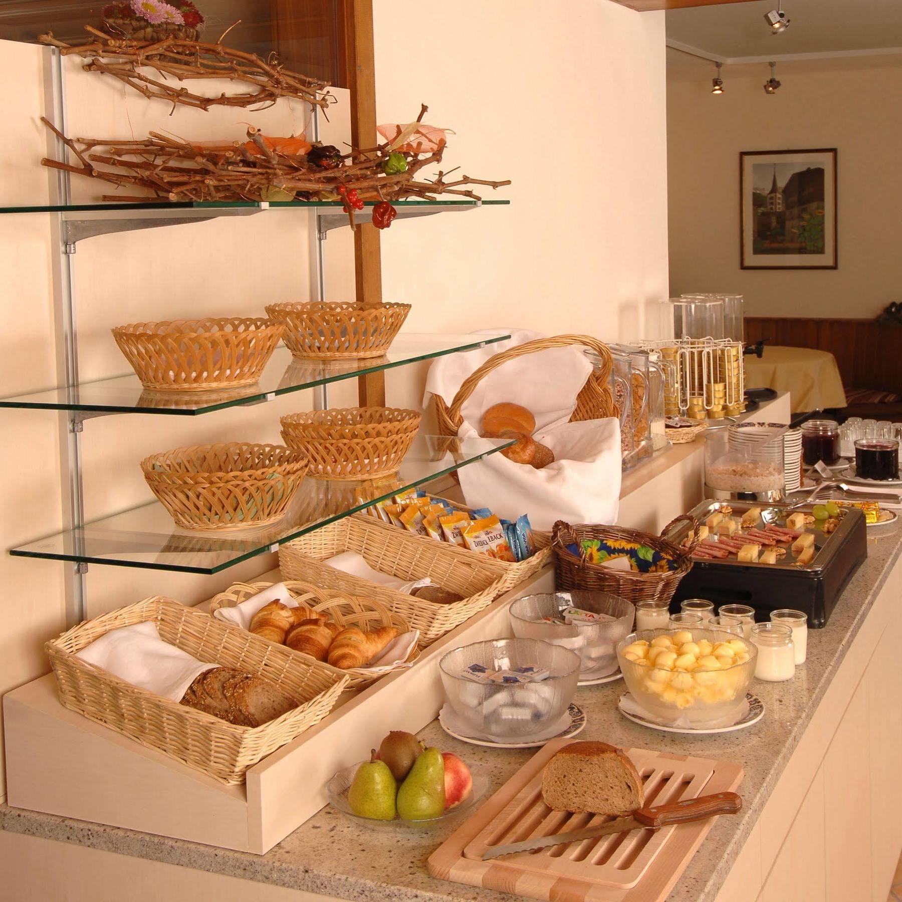 Hotel Viktoria-Leukerbad-Therme Екстер'єр фото